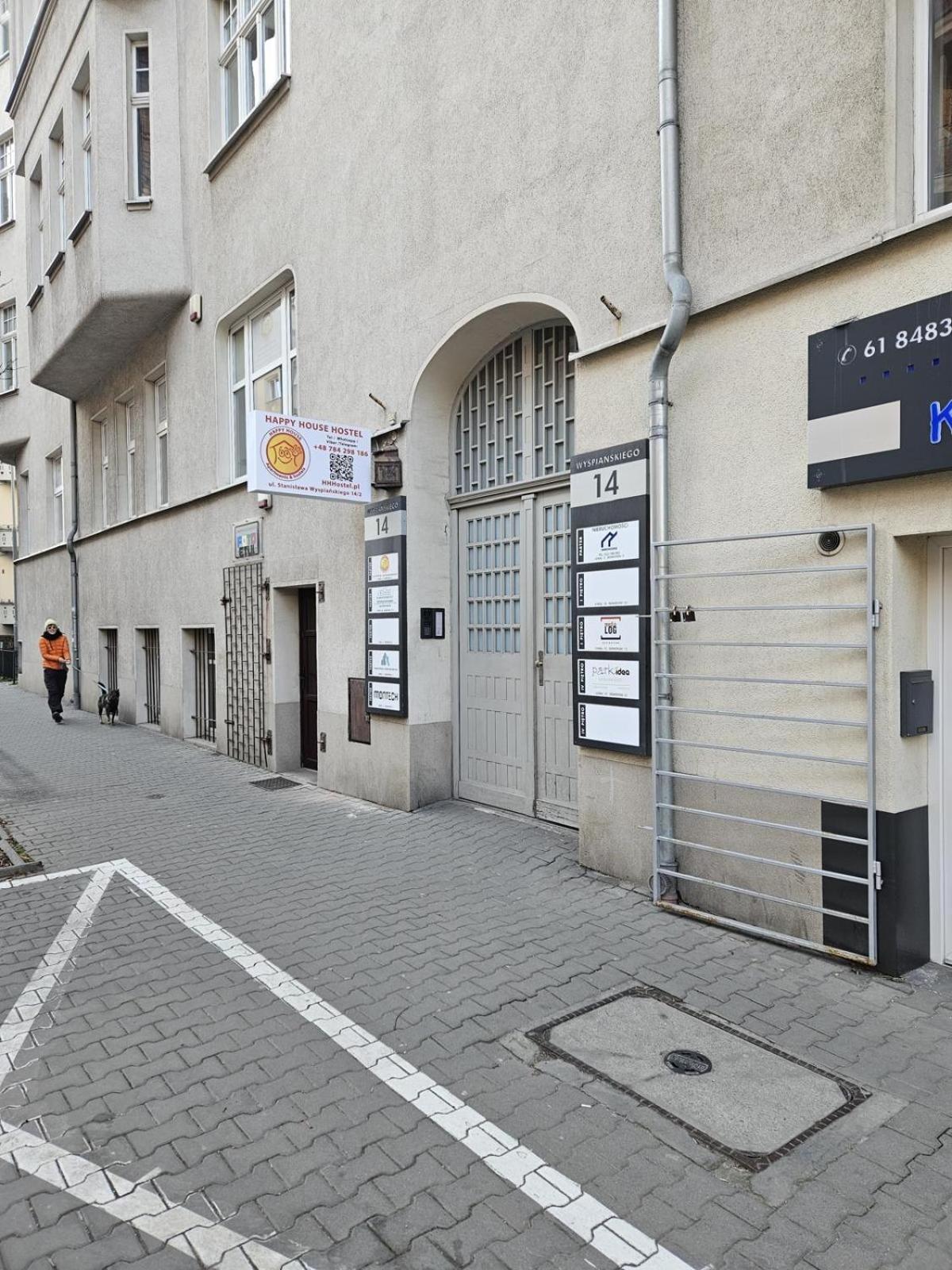 Happy House Hostel Poznan Exterior foto